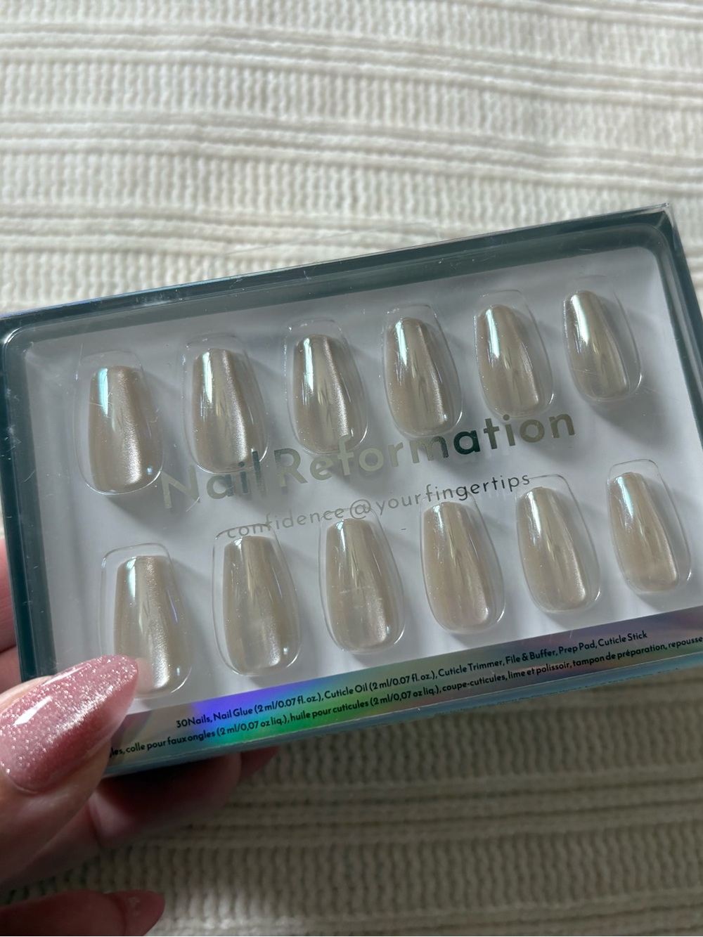 New Nail Reformation Pearl Iridescent Press-On Nails